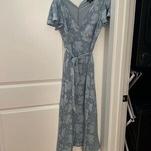 Lulu’s light blue floral jacquard dress.